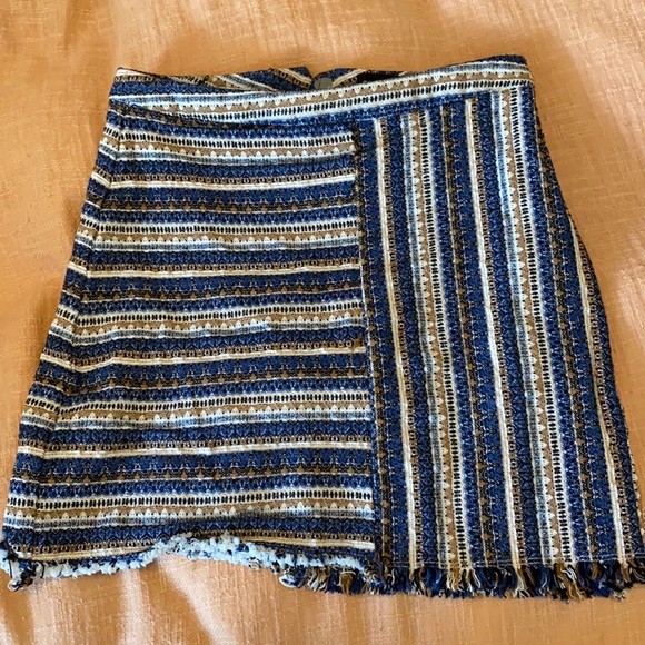 Blue and tan skirt - Picture 1 of 1